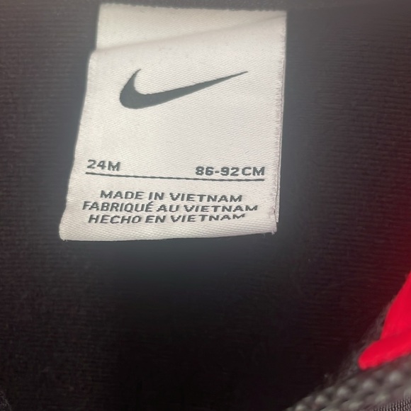 Nike Toddler Tracksuit Jacket Full Zip Colour Block Red Black White 24 months - Picture 3 of 7